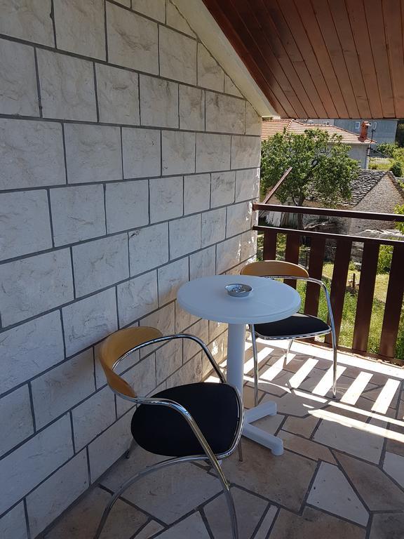 Apartments Plazibat Škrip Dış mekan fotoğraf