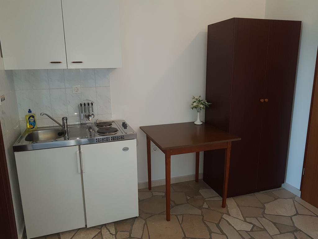 Apartments Plazibat Škrip Dış mekan fotoğraf